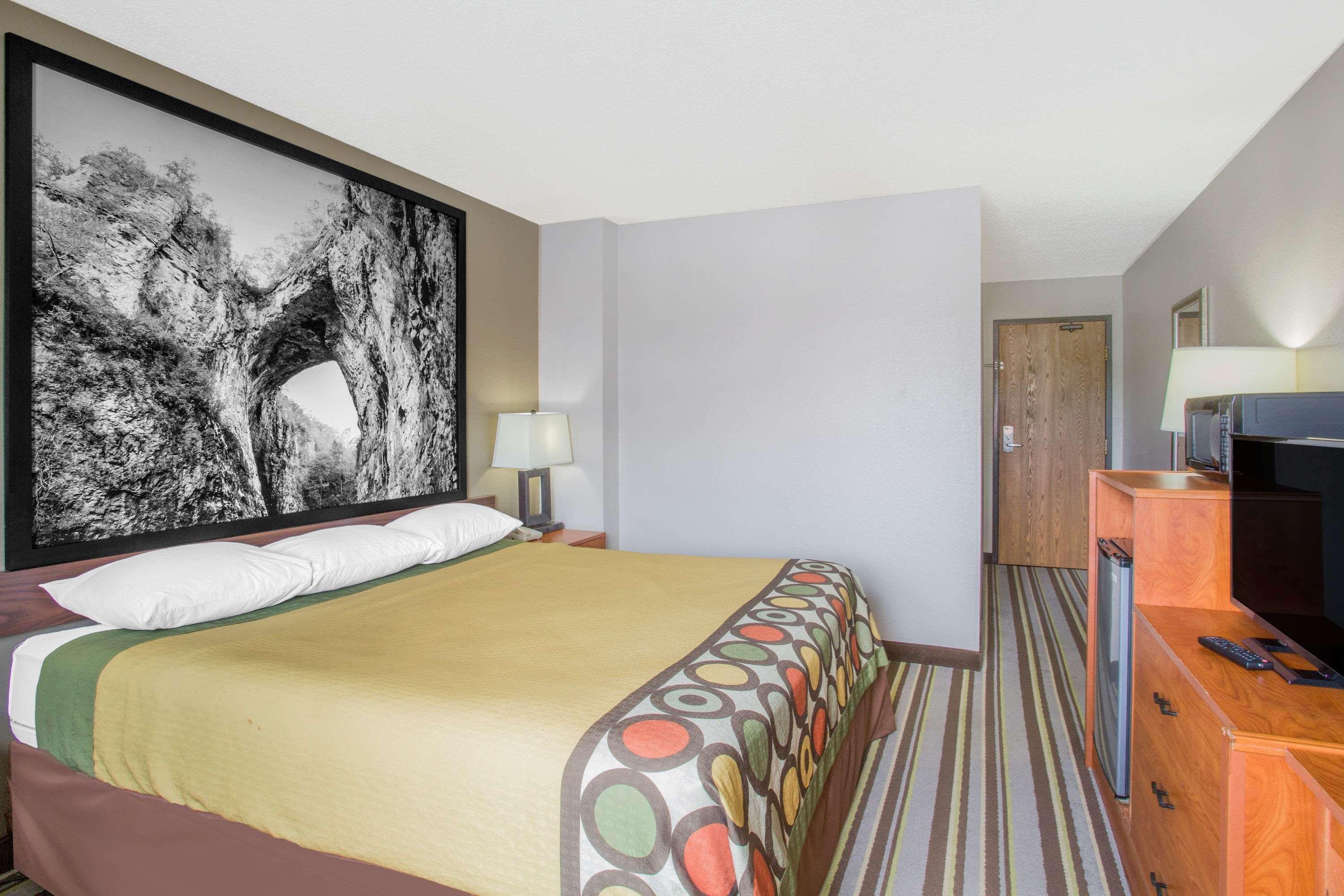 Hotel Super 8 By Wyndham Abingdon Va Esterno foto