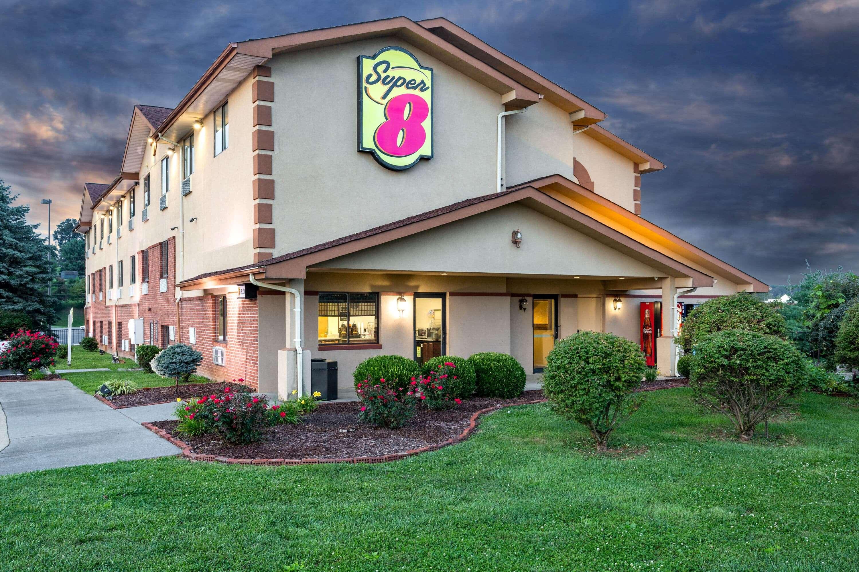 Hotel Super 8 By Wyndham Abingdon Va Esterno foto