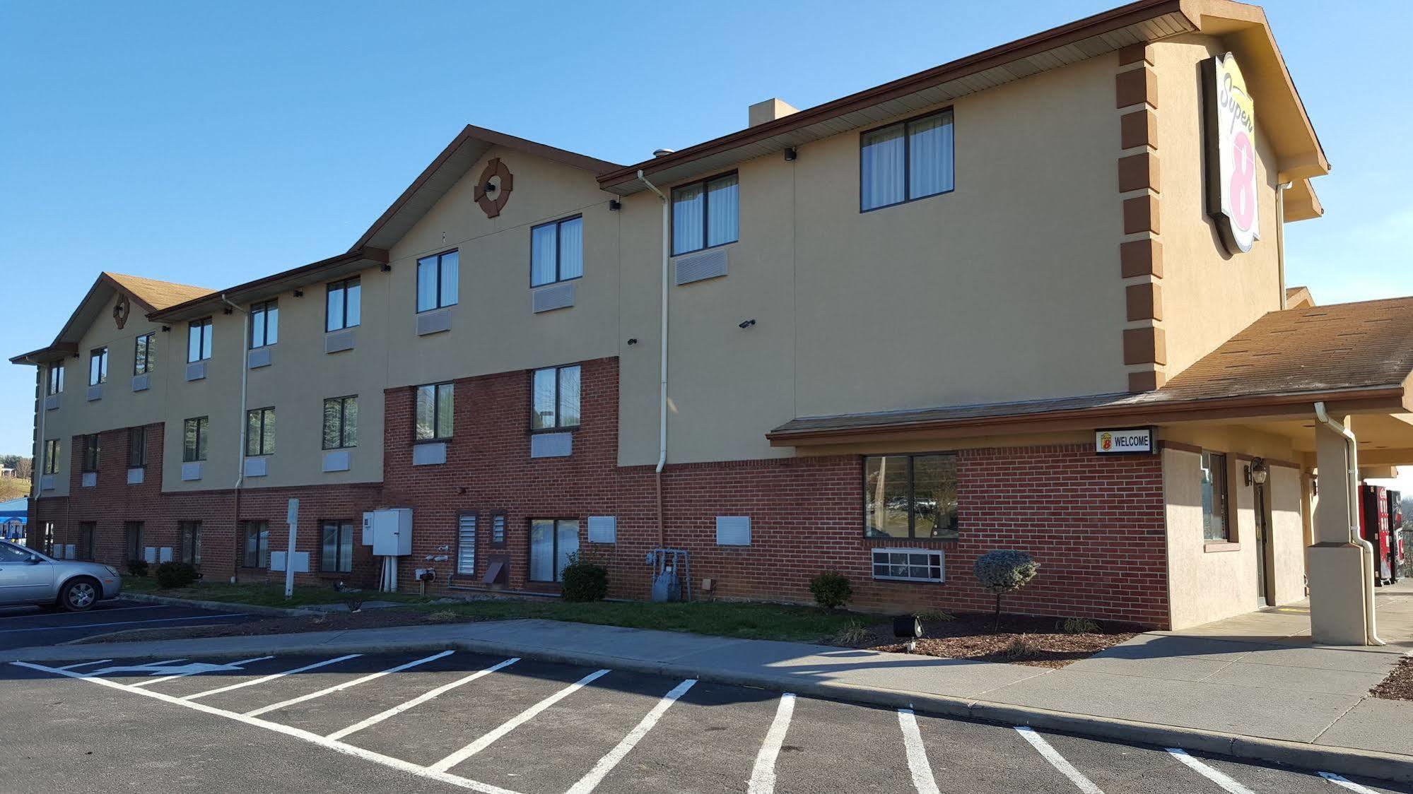 Hotel Super 8 By Wyndham Abingdon Va Esterno foto